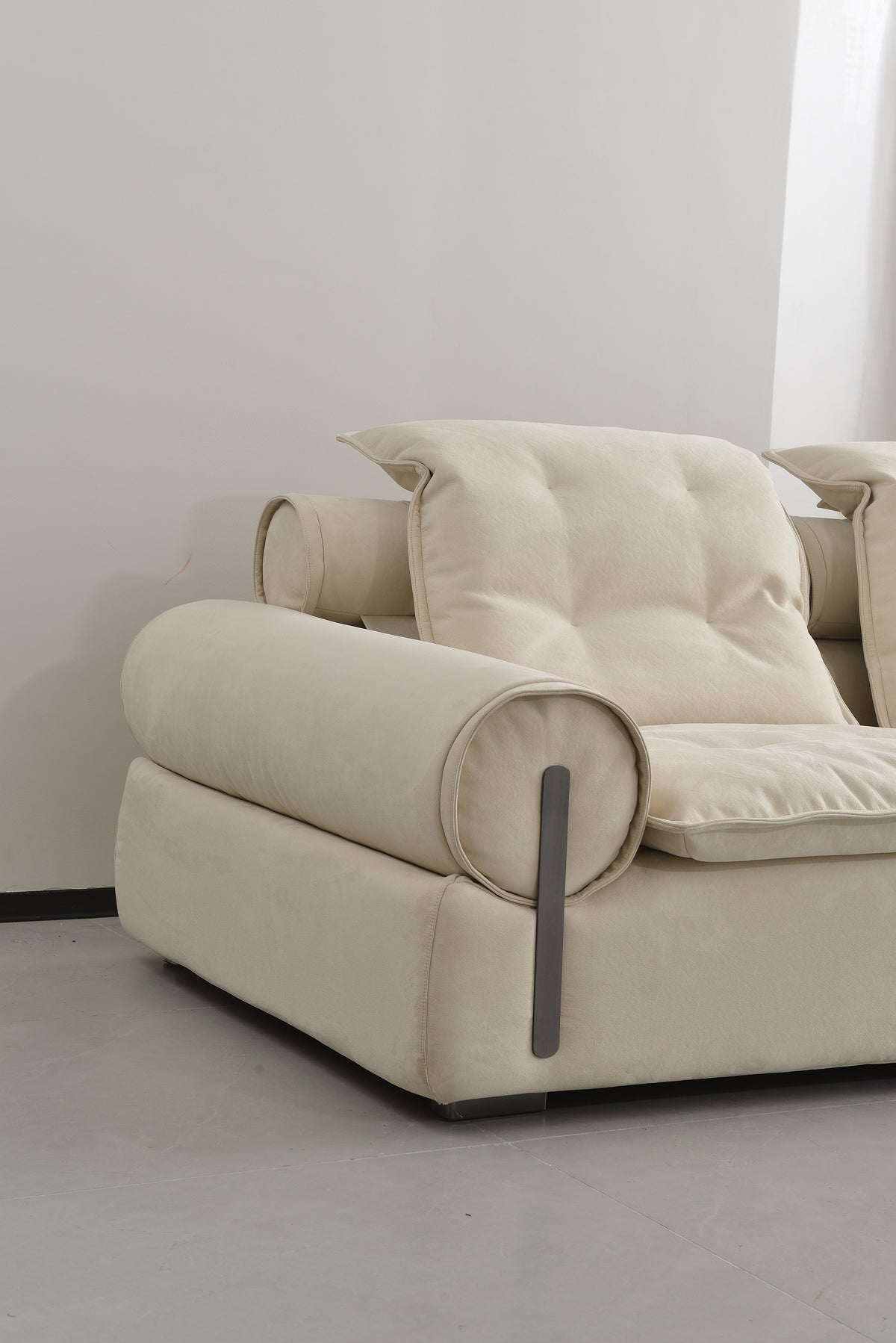 Miami Sectional Sofa with Chaise